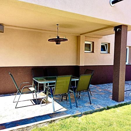 Luka Apartment In The Center Of أوهغيد المظهر الخارجي الصورة