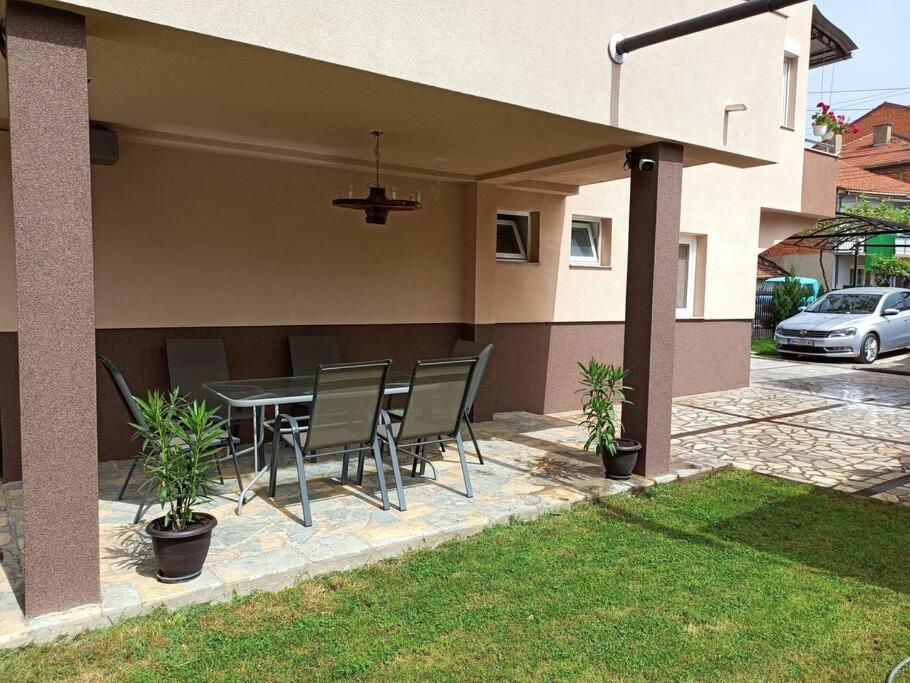 Luka Apartment In The Center Of أوهغيد المظهر الخارجي الصورة