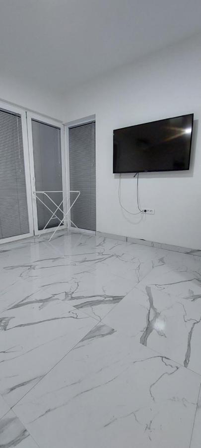 Luka Apartment In The Center Of أوهغيد المظهر الخارجي الصورة