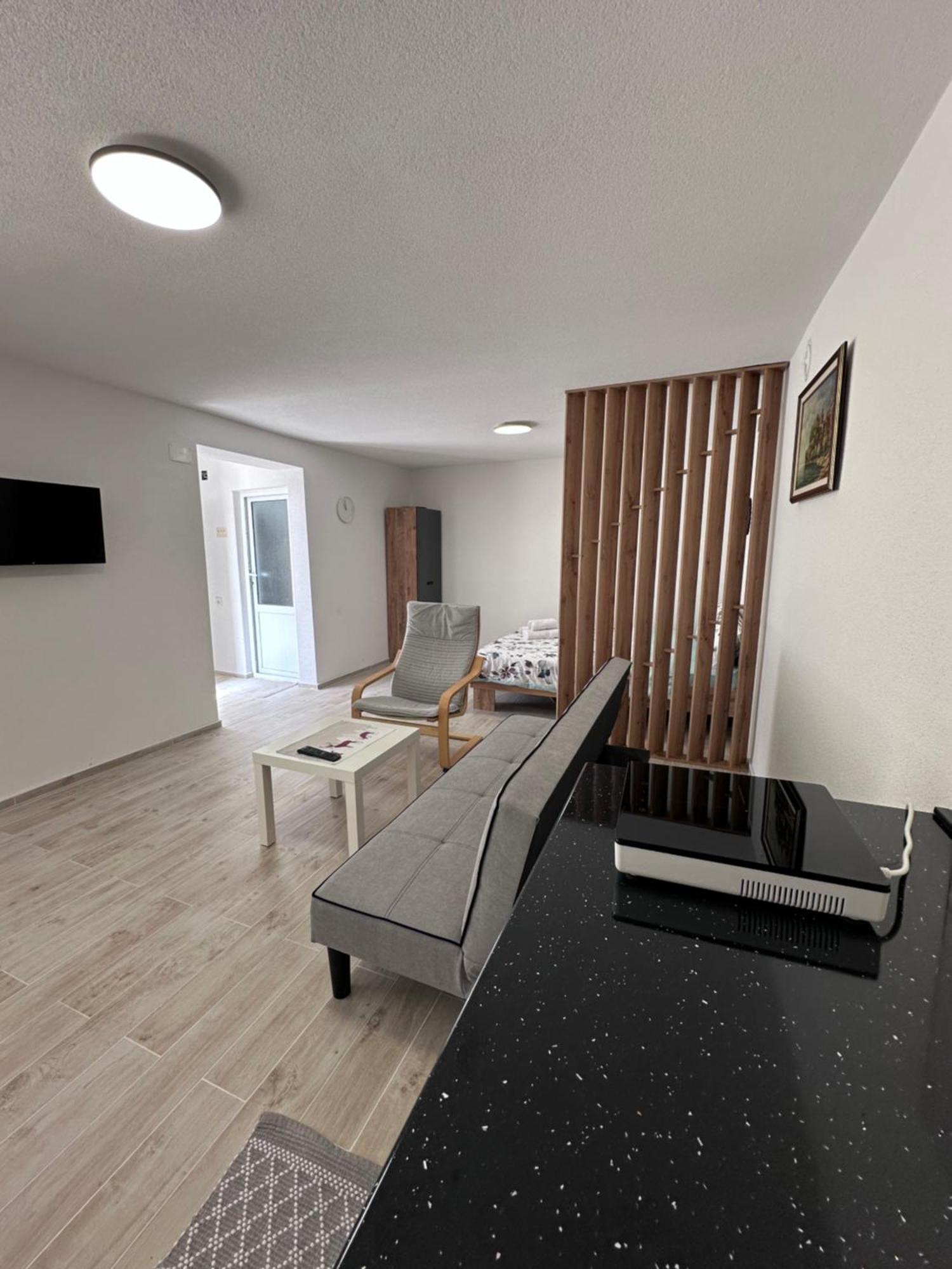 Luka Apartment In The Center Of أوهغيد المظهر الخارجي الصورة